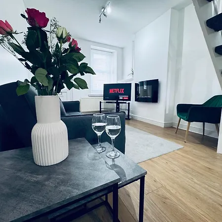 Holly House- 2 Bed Whitehaven